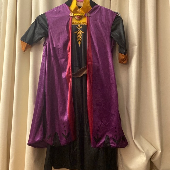Good condition Frozen 2 Anna costume - Picture 1 of 7